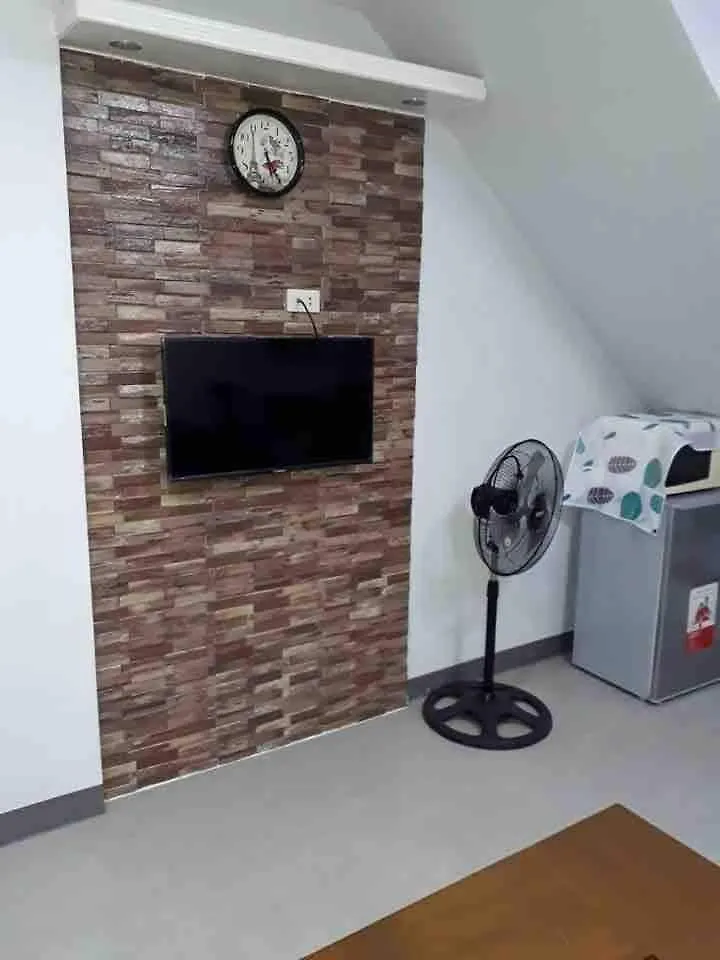Quiin Home Cozy Modern House Angeles